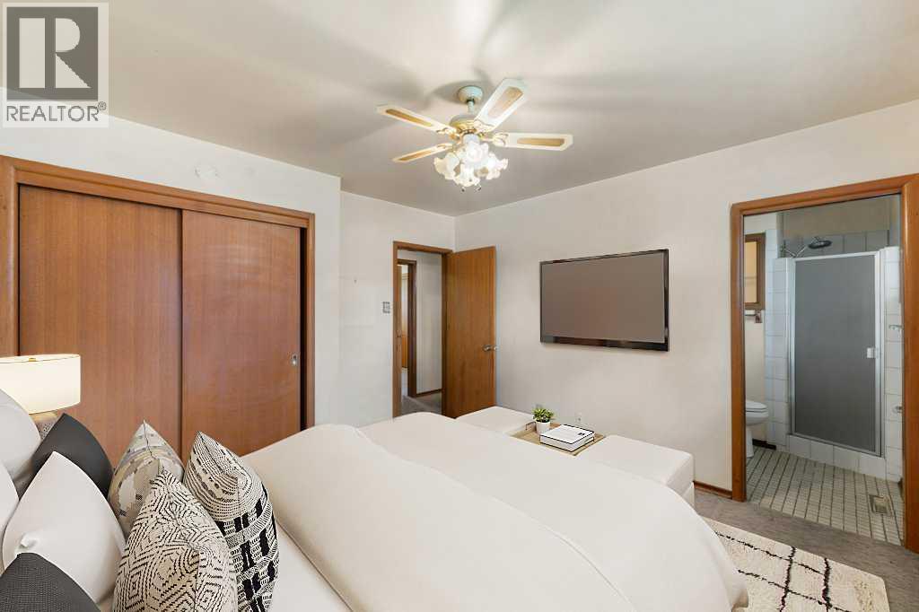 Single Family House Bungalow for Sale in  Brisebois Drive NW Brentwood Calgary 