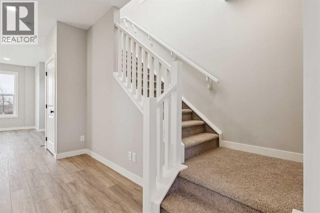 Single Family House for Sale in  Silverton Glen Way SW Silverado Calgary 