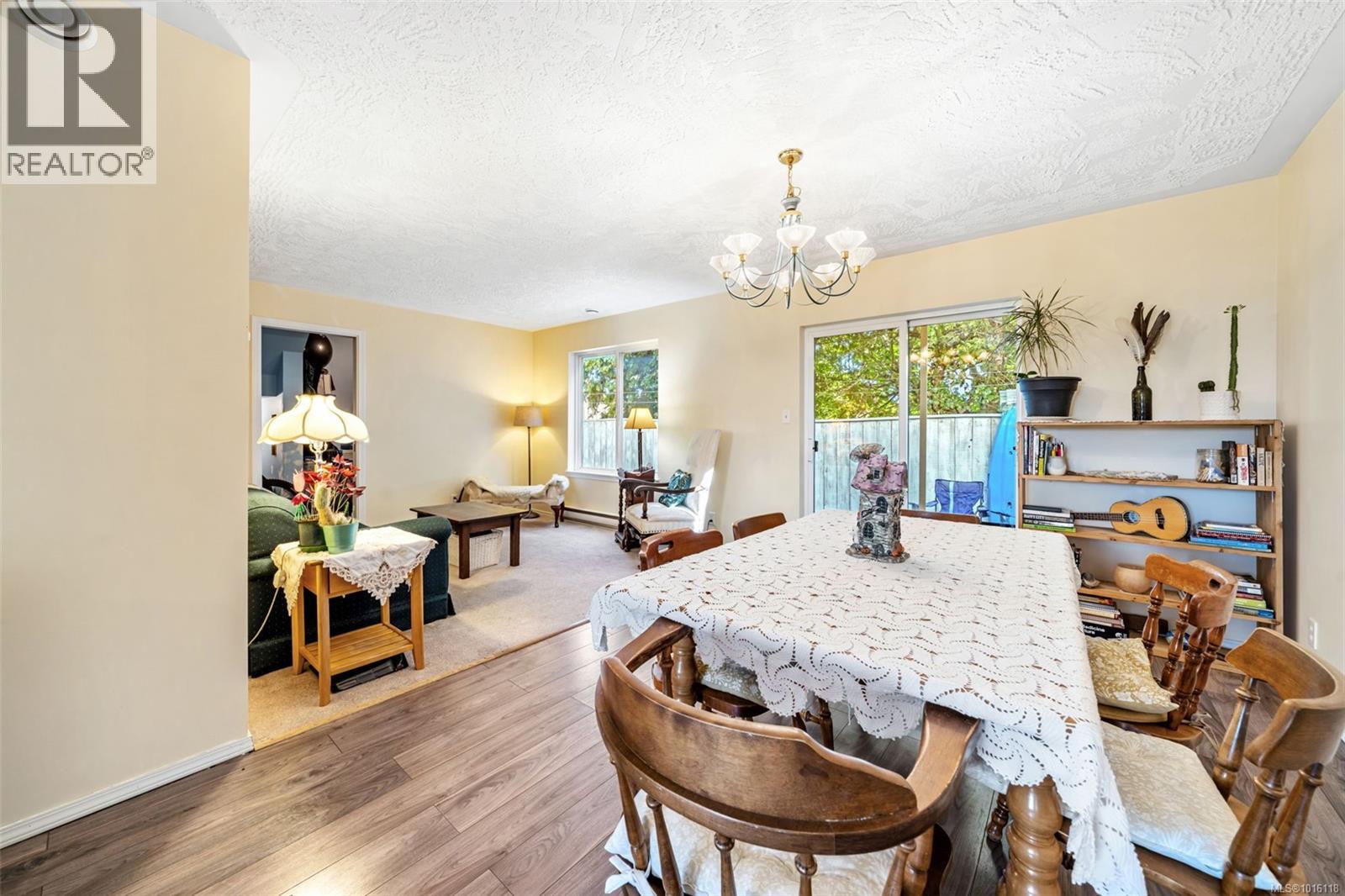 1 2516 Dingwall St, Duncan