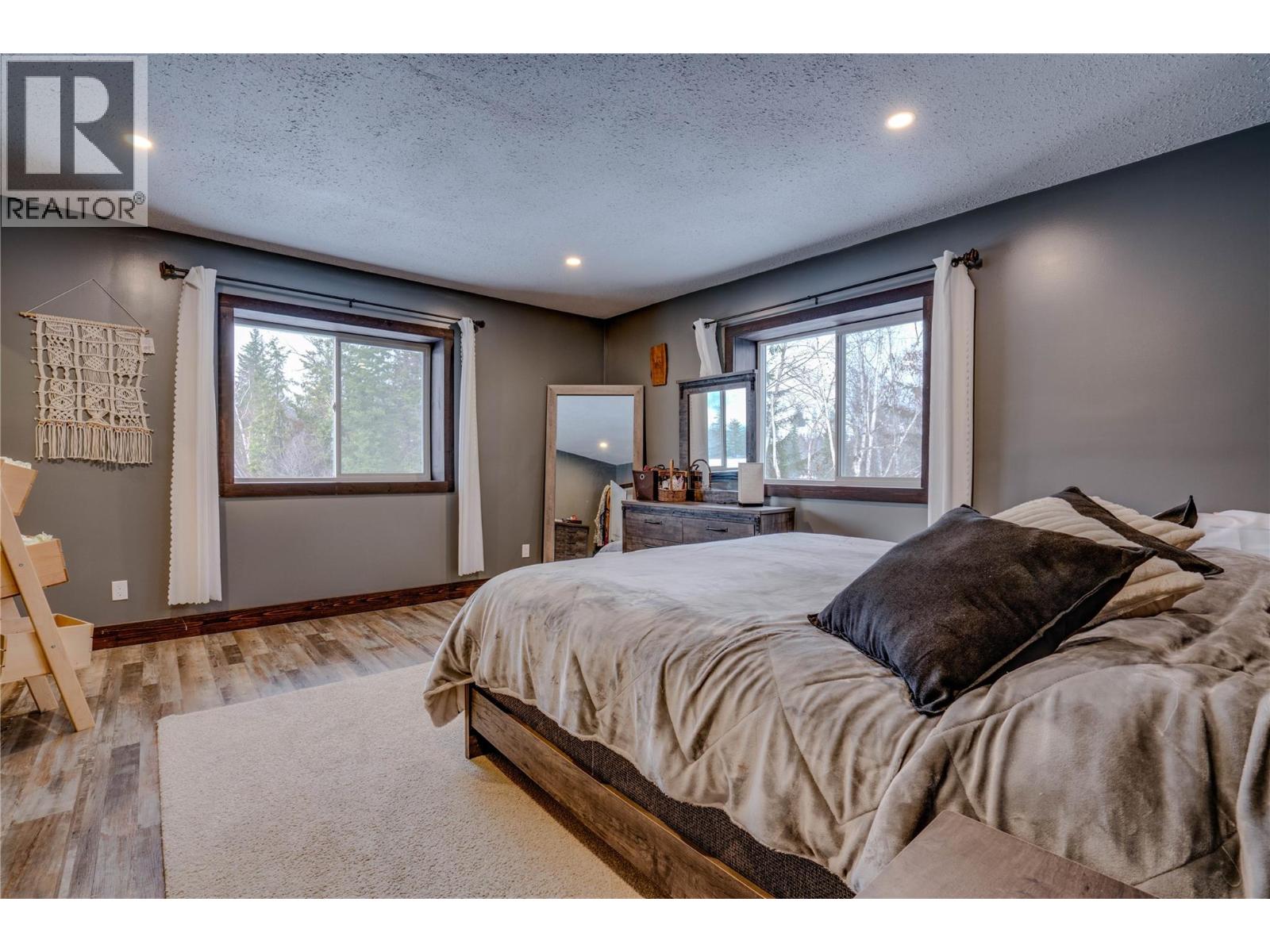 1519 Highway 6, 26 Byers Road, Cherryville