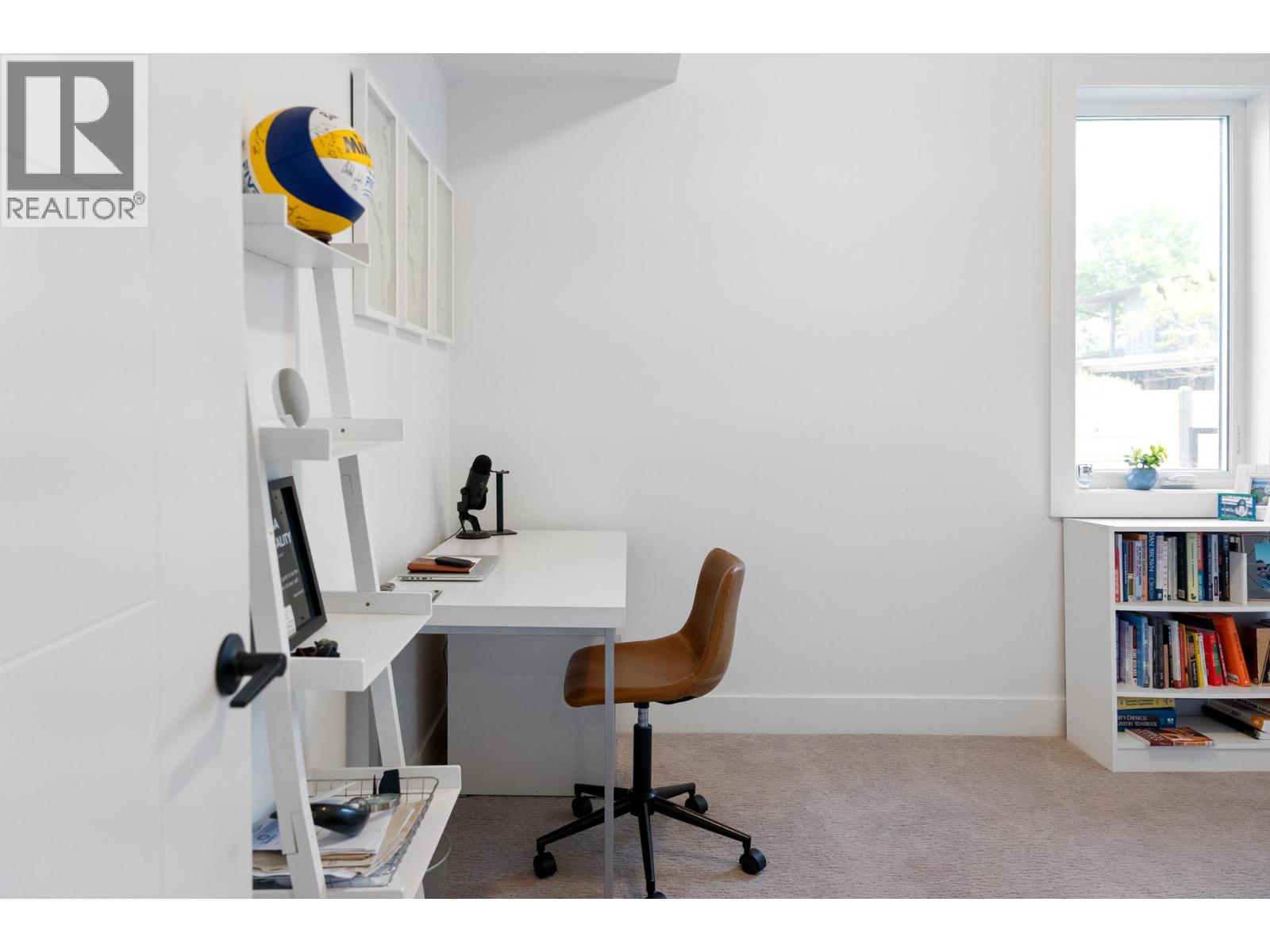  2481 Ethel Street, Kelowna