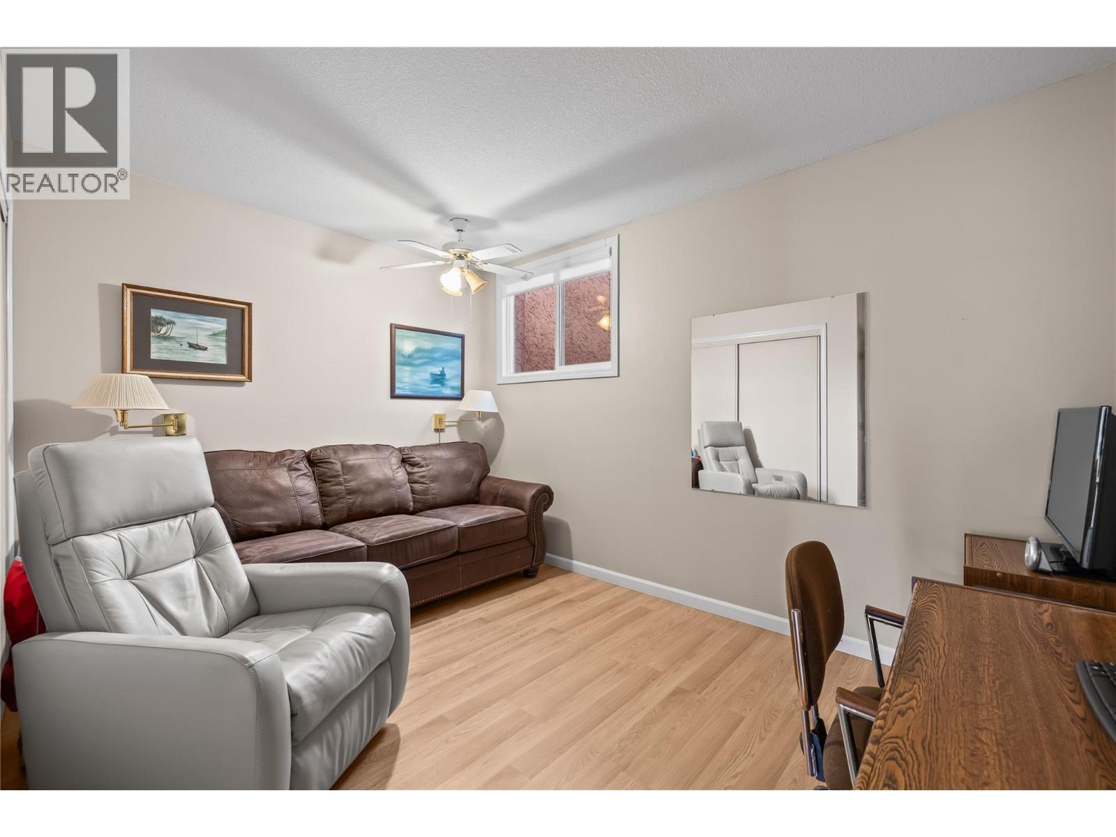 6 2433 Ingram Road, West Kelowna