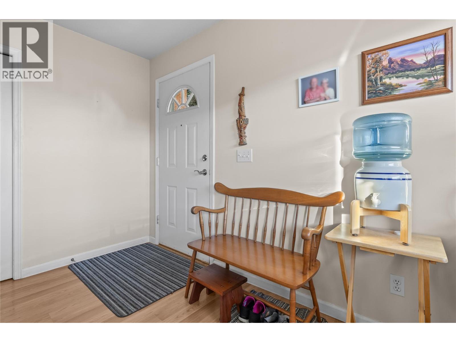 6 2433 Ingram Road, West Kelowna