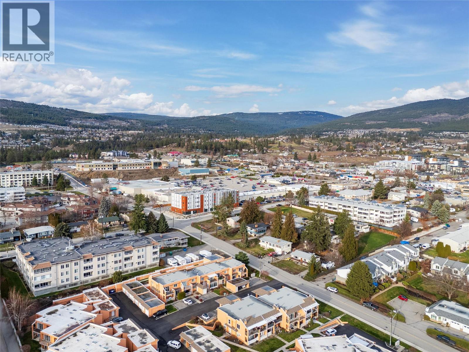 6 2433 Ingram Road, West Kelowna