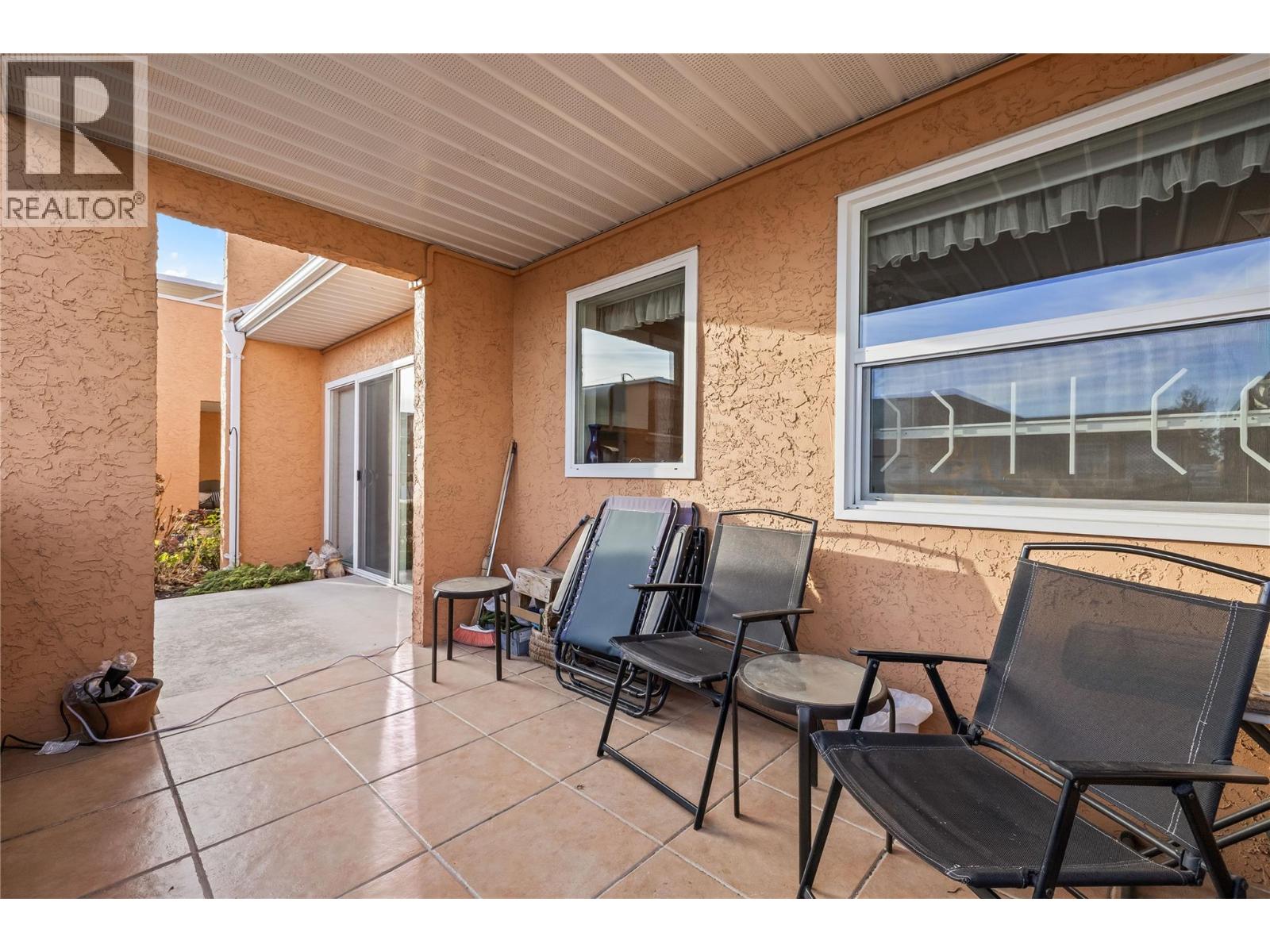 6 2433 Ingram Road, West Kelowna