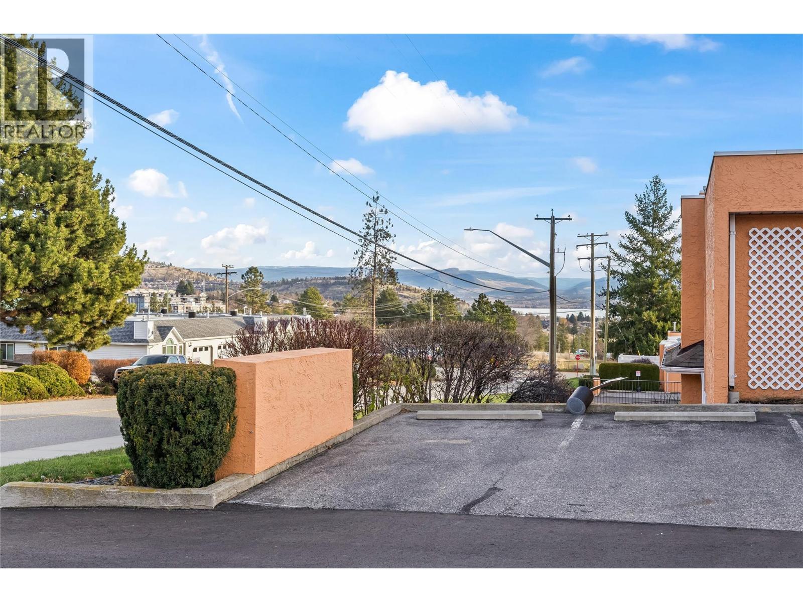 6 2433 Ingram Road, West Kelowna