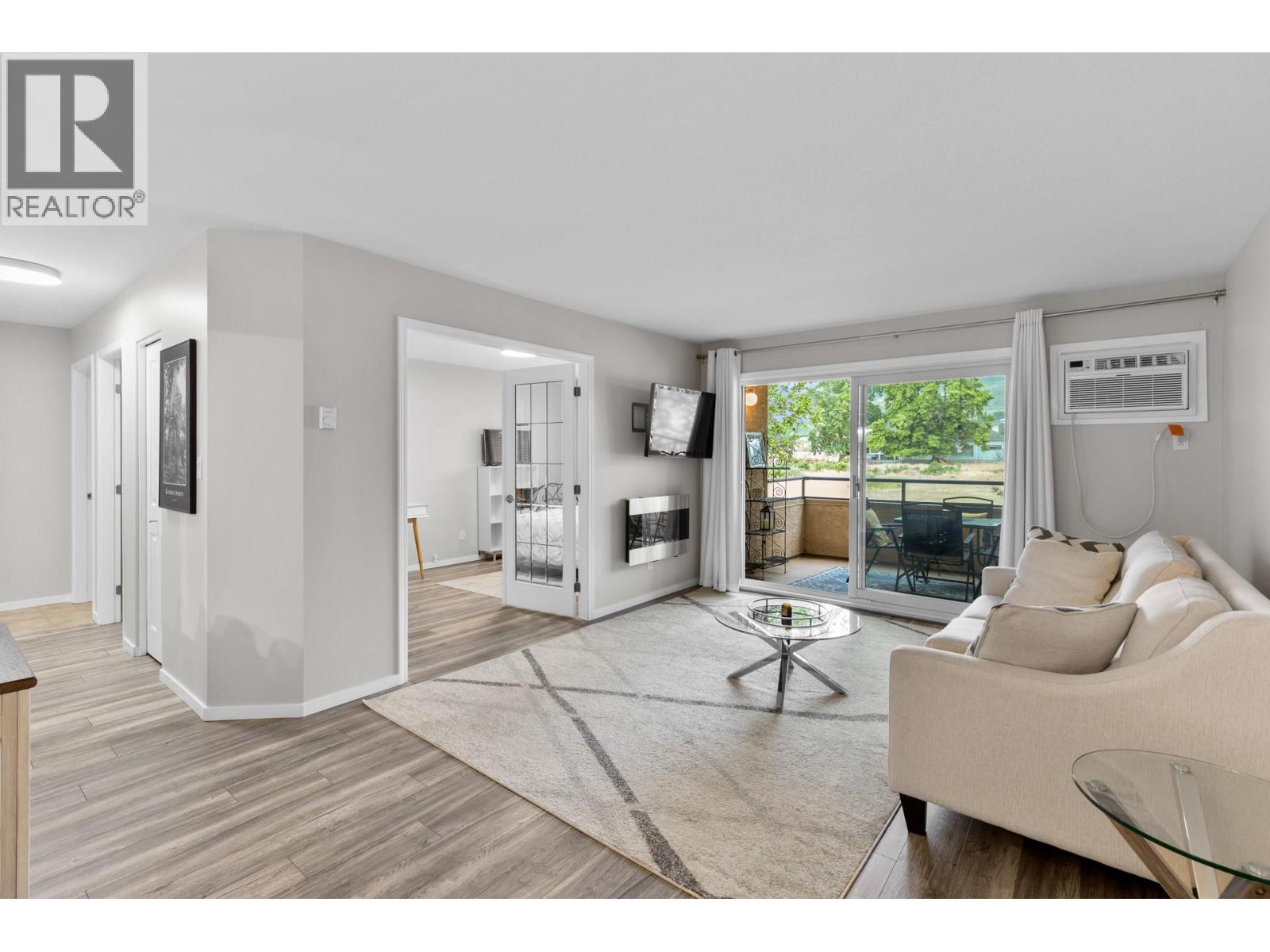 205 3858 Brown Road, West Kelowna