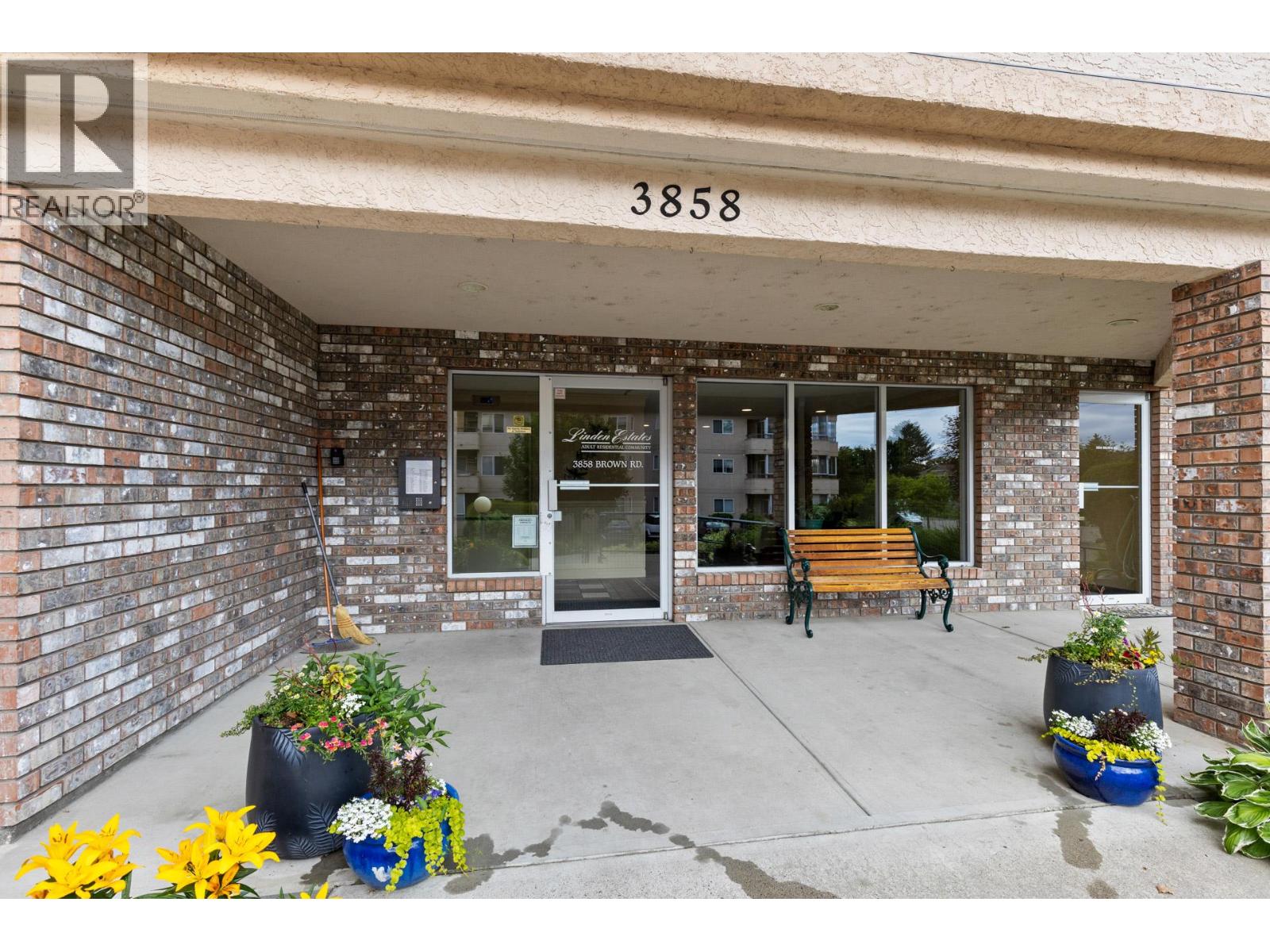 205 3858 Brown Road, West Kelowna