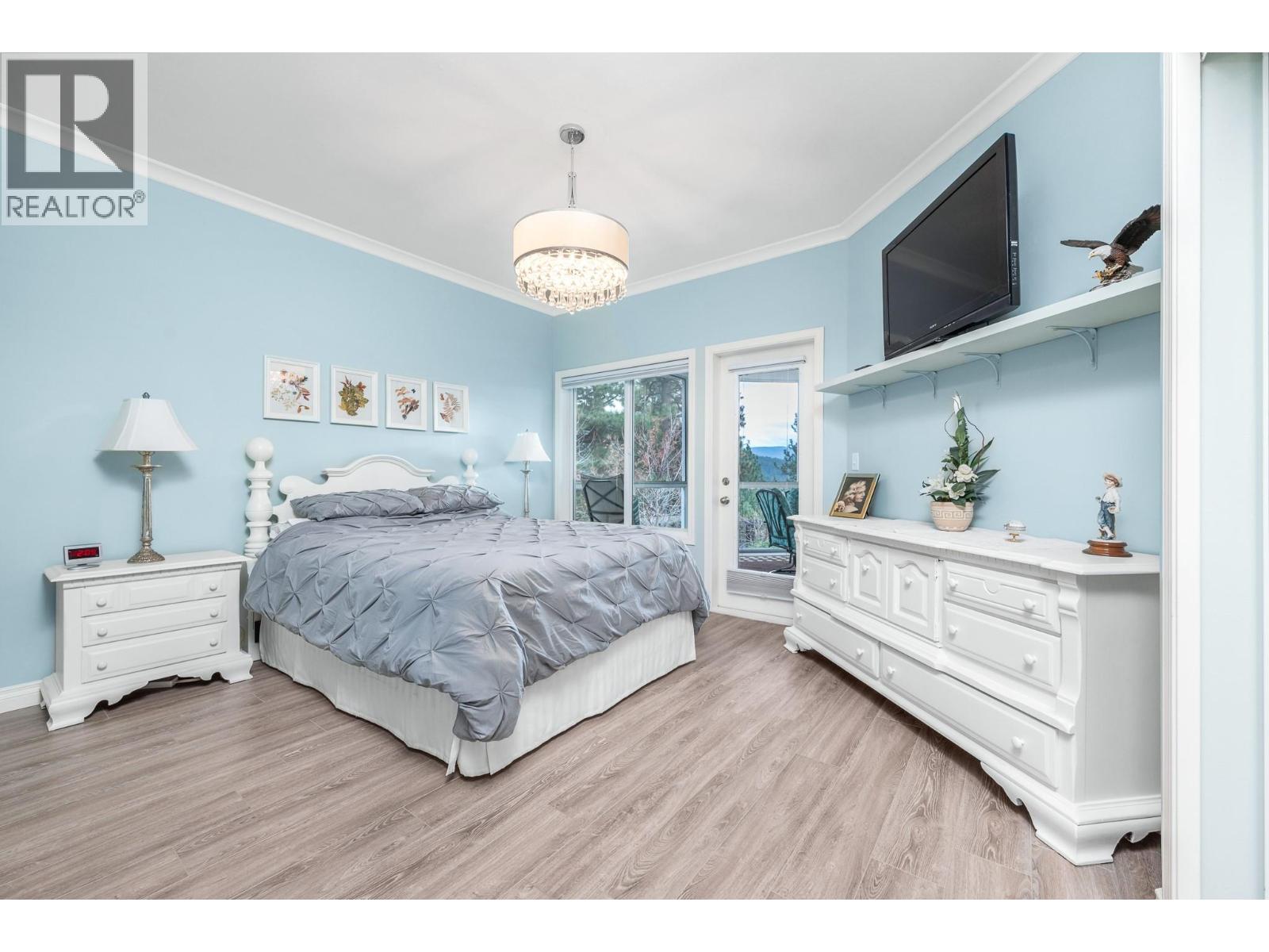 3 6924 Manning Place, Vernon