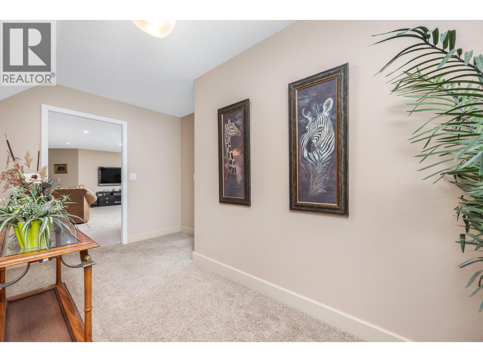 3 6924 Manning Place, Vernon