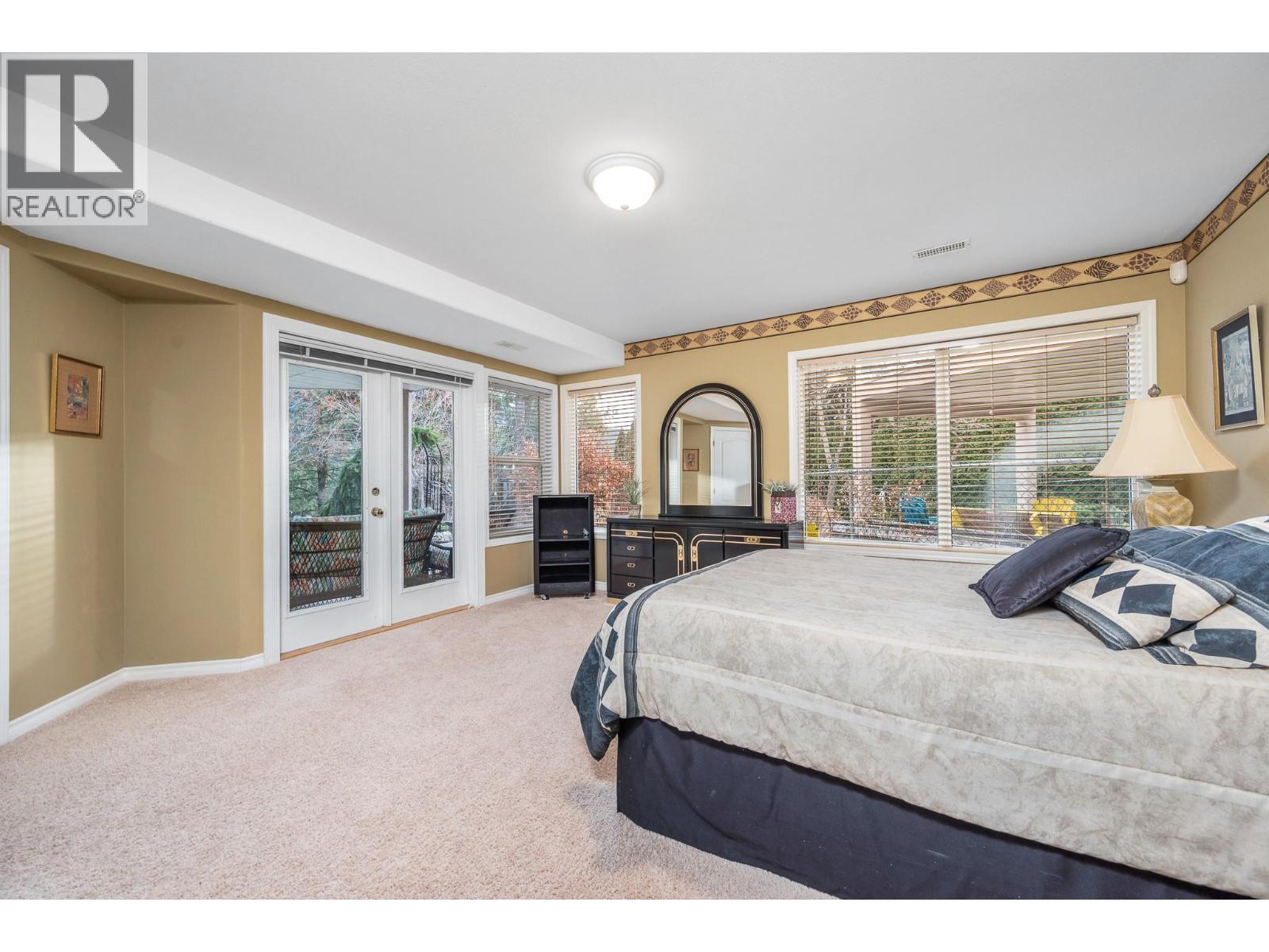 3 6924 Manning Place, Vernon