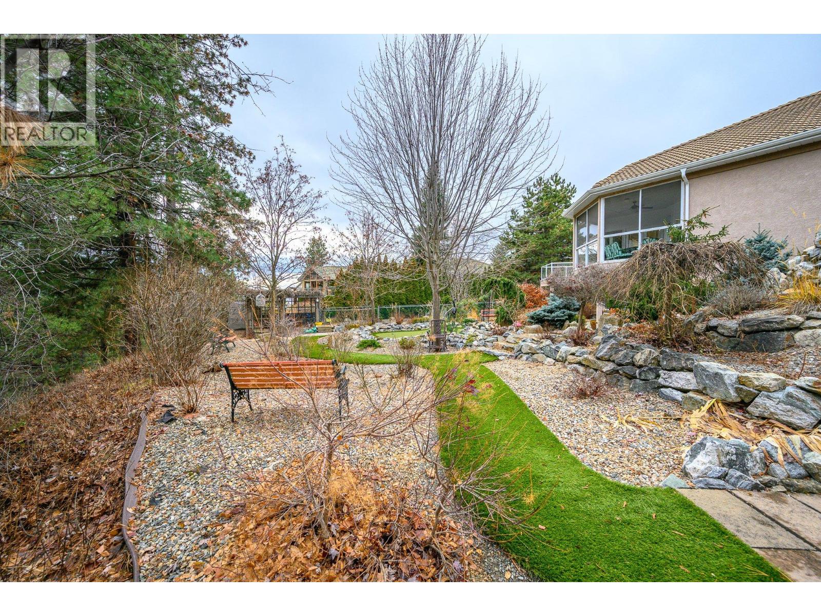3 6924 Manning Place, Vernon