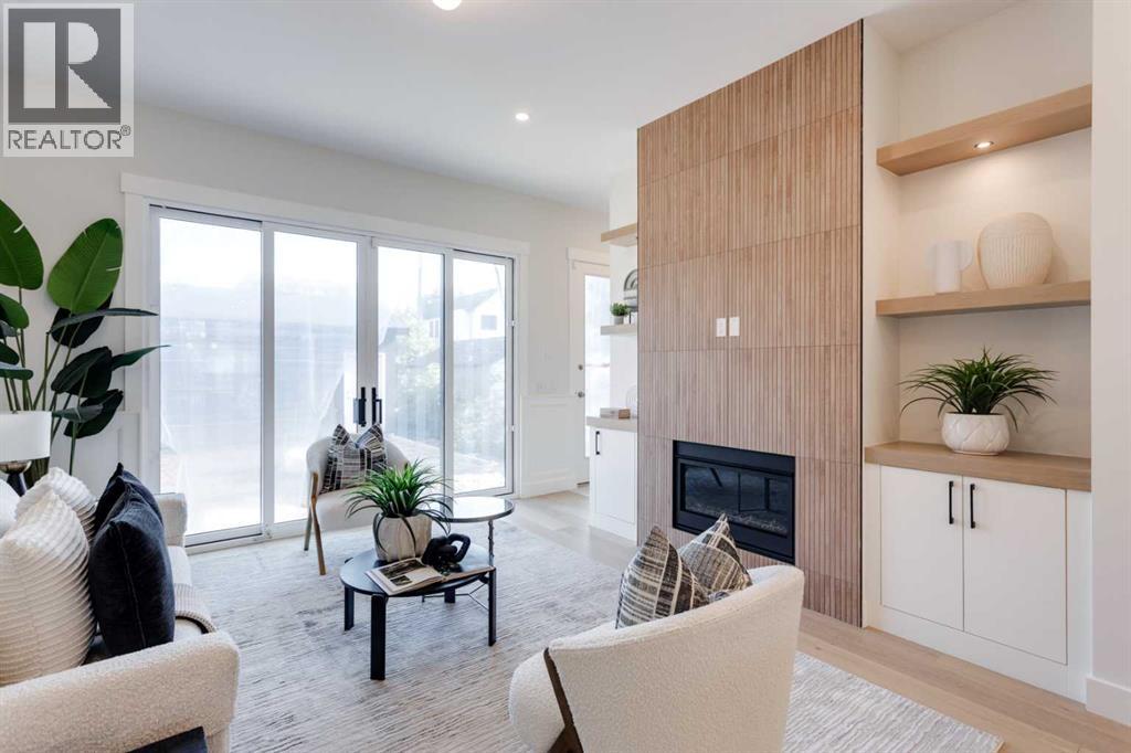 Single Family House for Sale in   Avenue NE Renfrew Calgary 