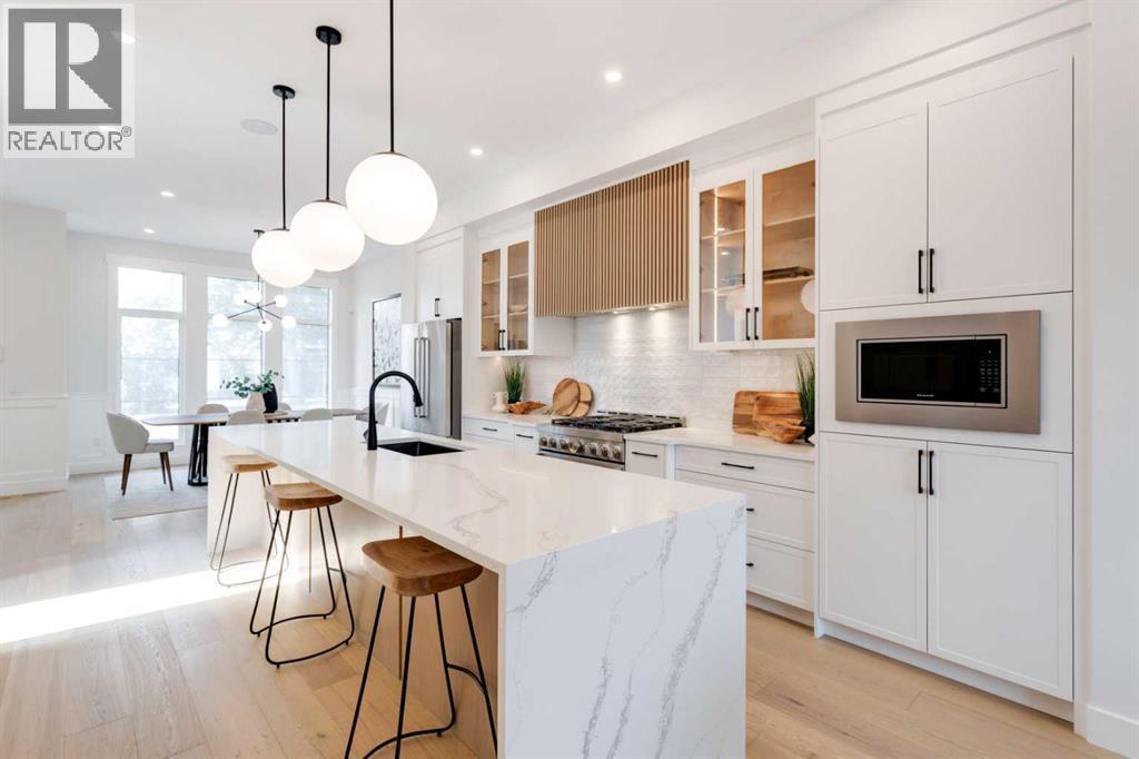 Single Family House for Sale in   Avenue NE Renfrew Calgary 