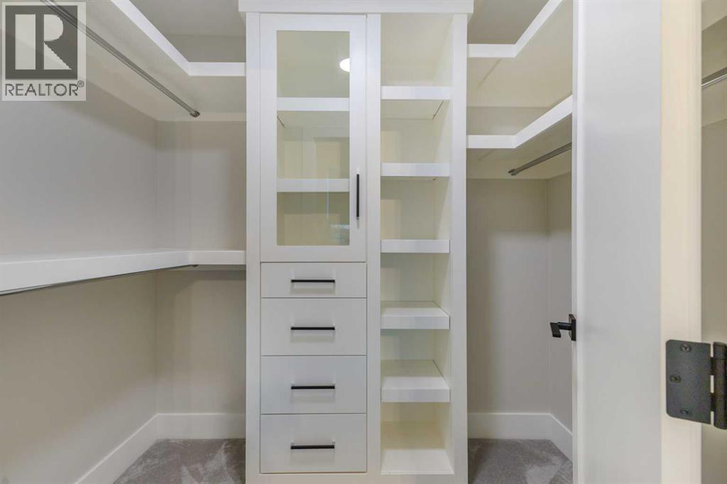 Single Family House for Sale in   Avenue NW Banff Trail Calgary 