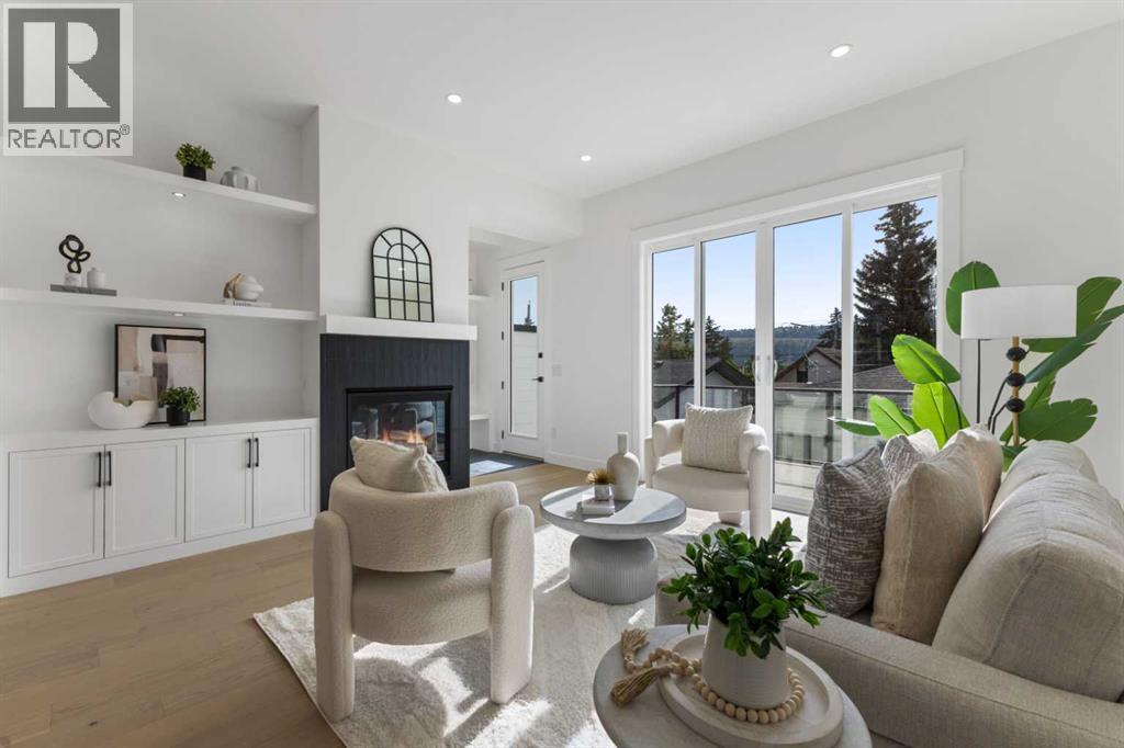 Single Family House for Sale in   Avenue NW Montgomery Calgary 