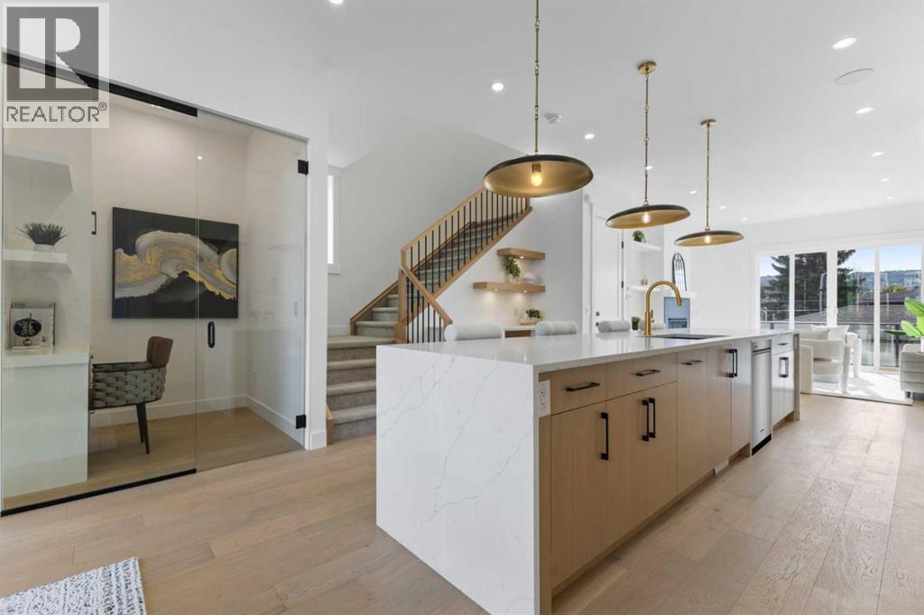 Single Family House for Sale in   Avenue NW Montgomery Calgary 