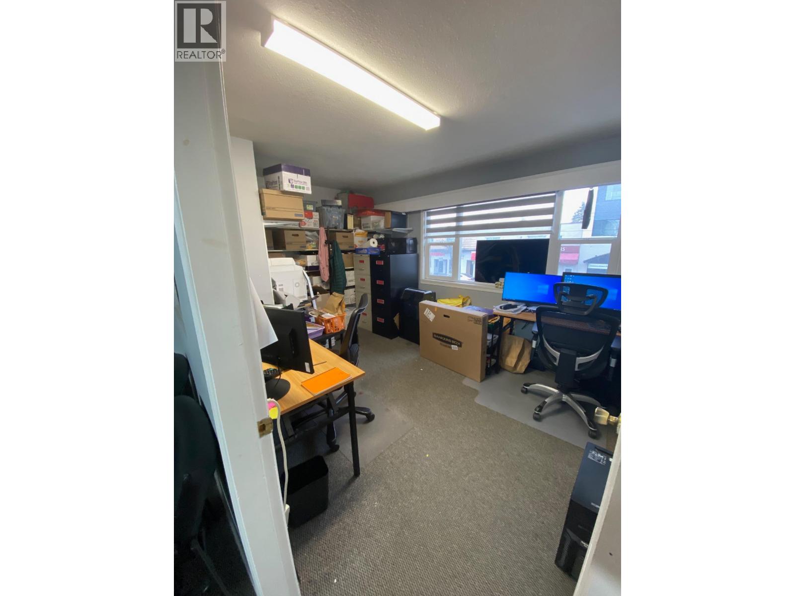 Office in Vancouver - Image 4