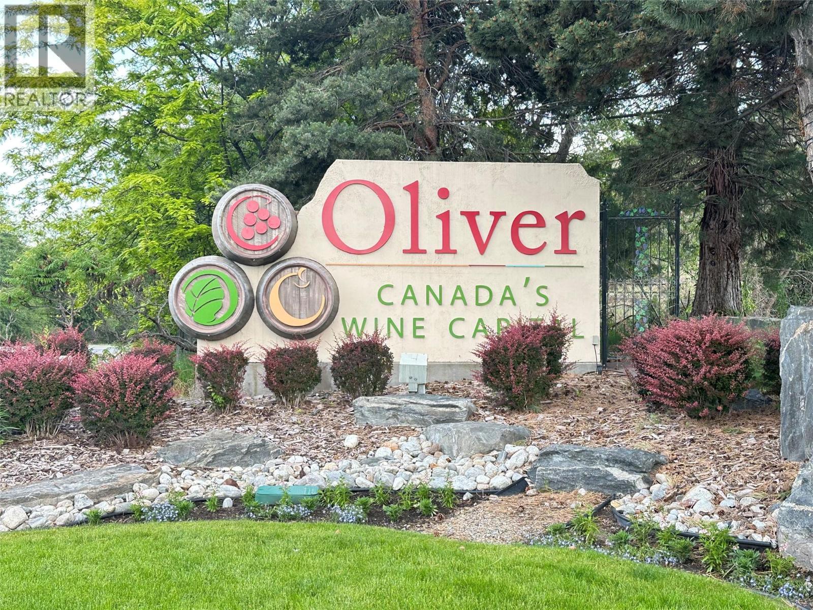 1257 Copper Road, Oliver