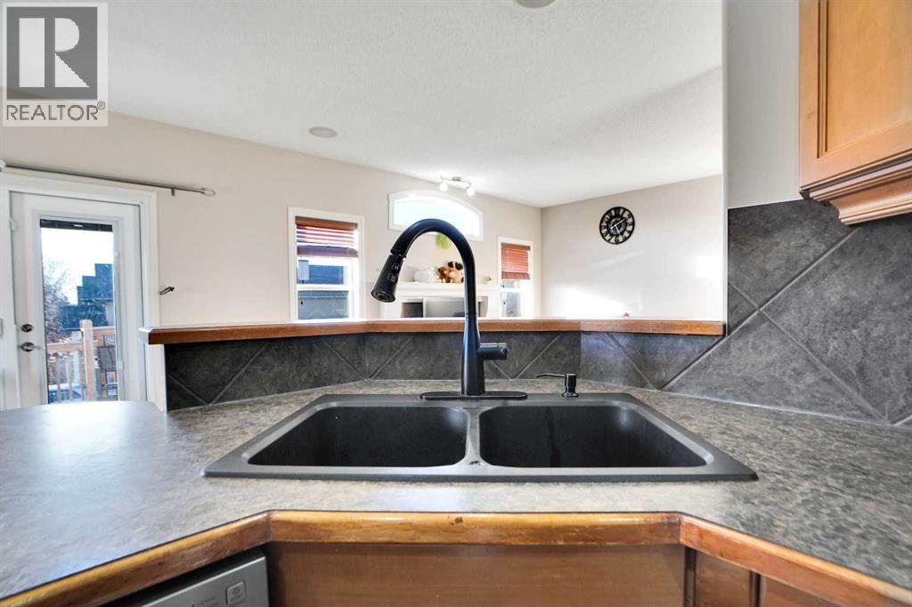 Single Family House for Sale in  Saddleland Crescent NE Saddle Ridge Calgary 