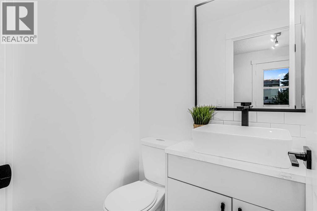 Single Family House for Sale in   Erin Grove Close SE Erin Woods Calgary 