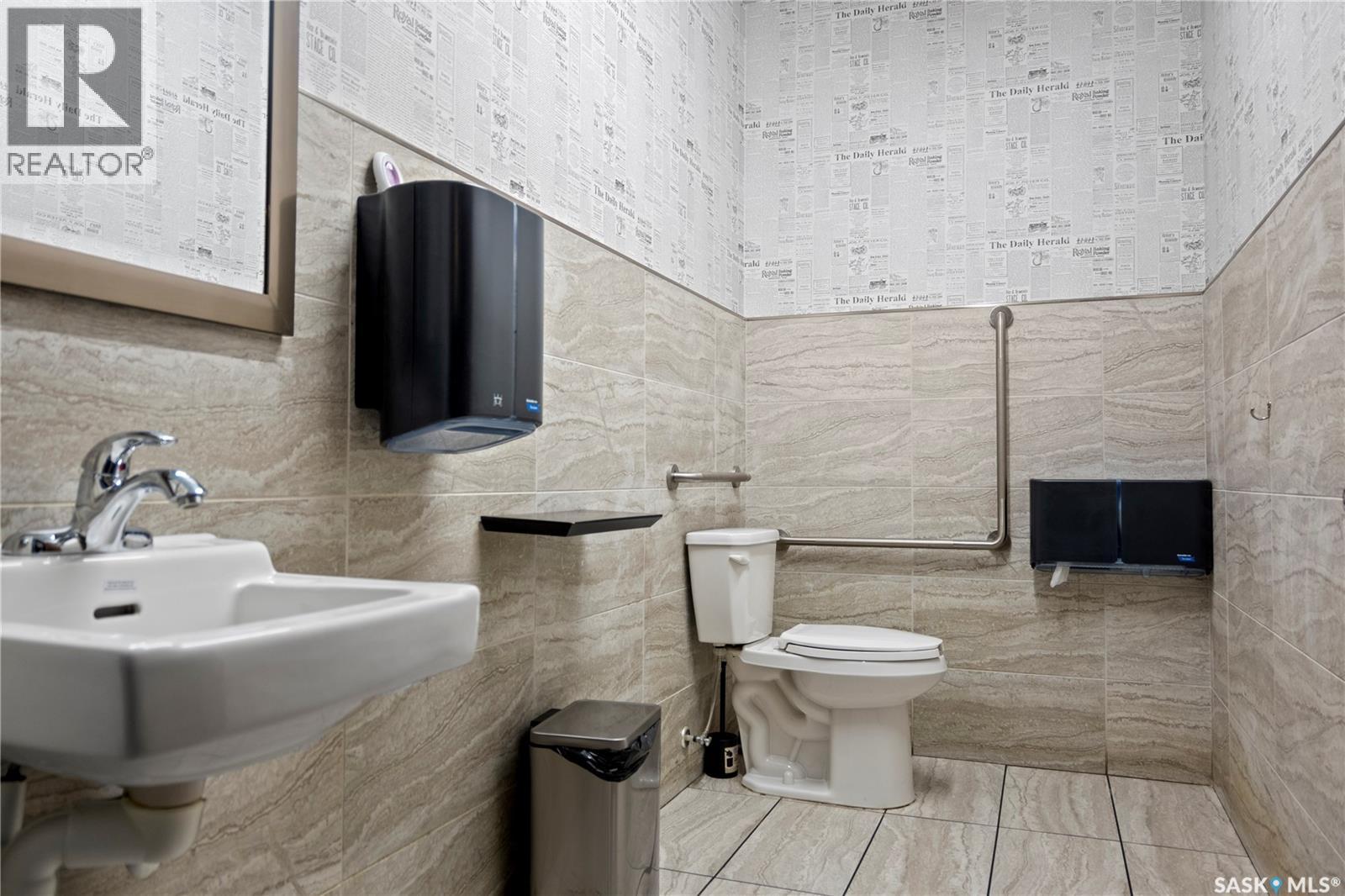 Business for Sale in  Albert STREET Regina 