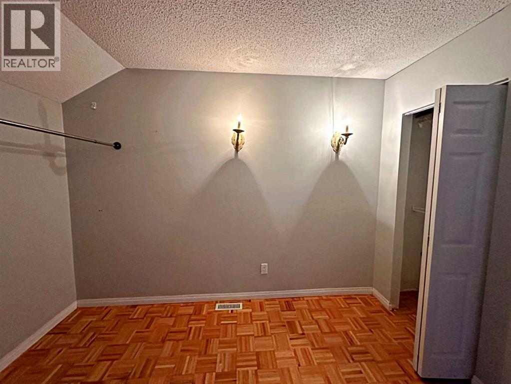 400 Silin Forest Road, Fort McMurray