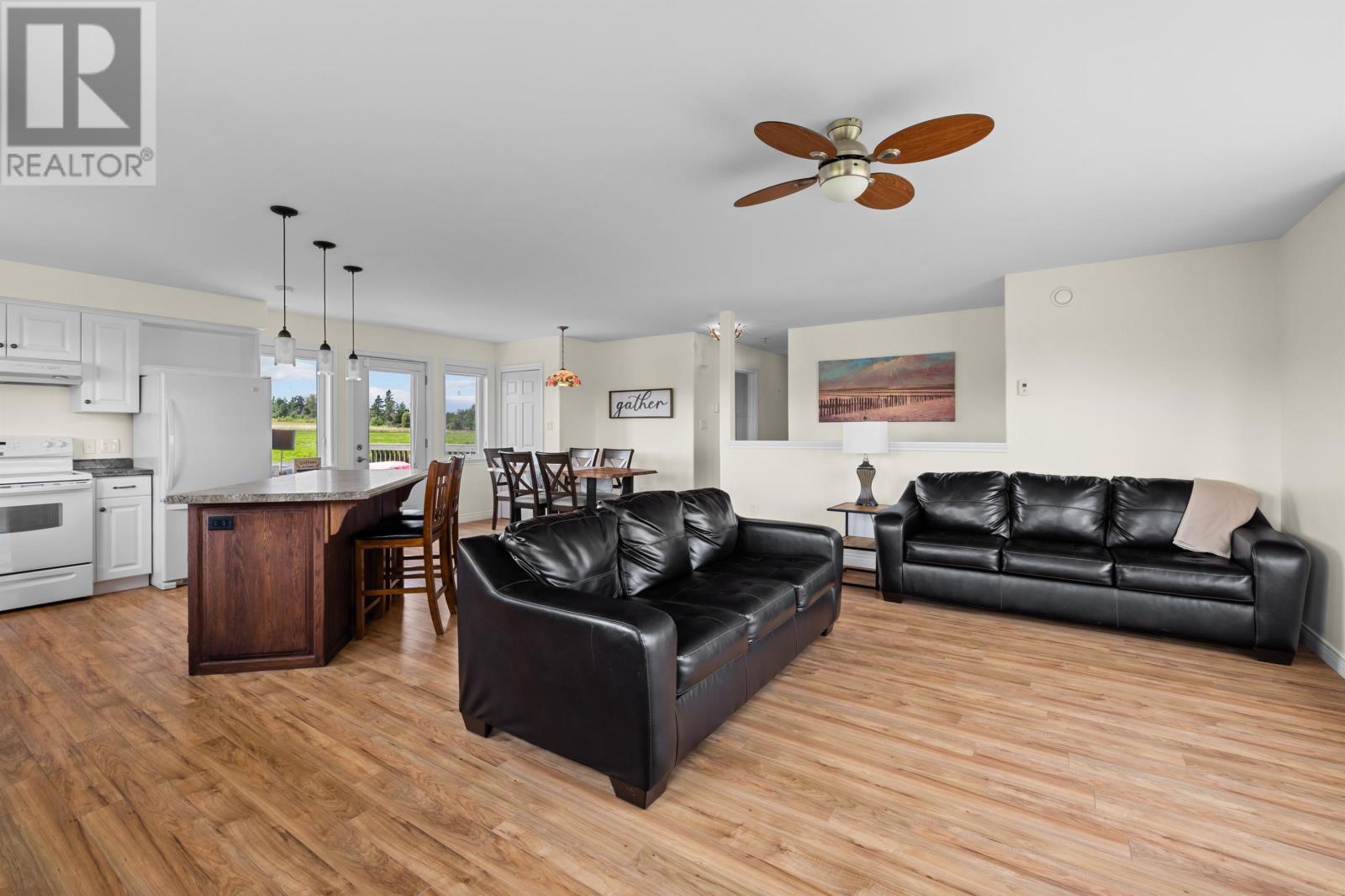 31 SANFORD LANE - 17