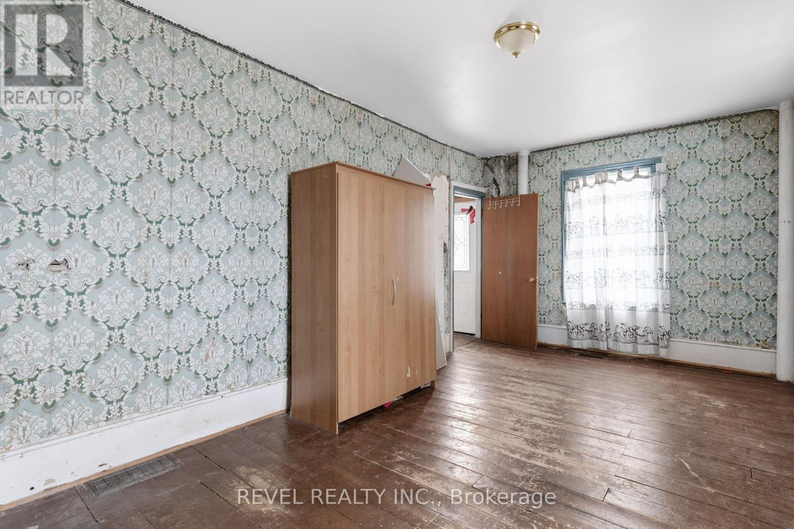 439 METCALF STREET - 17