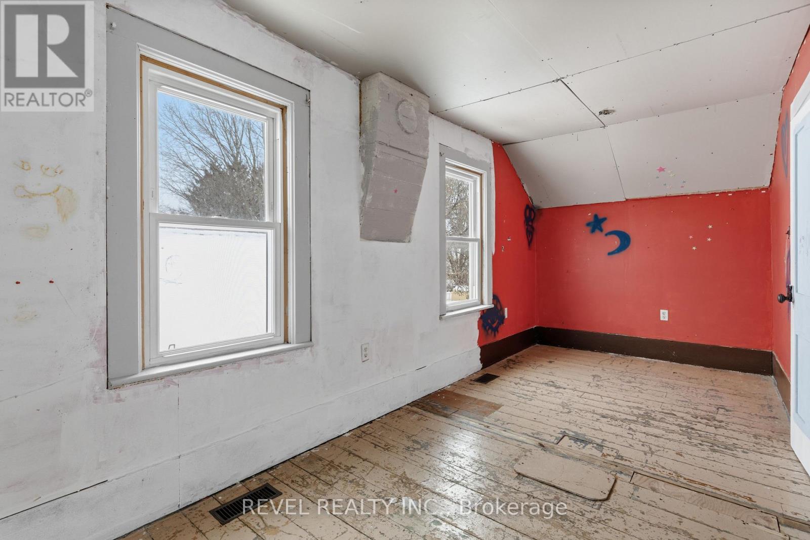 439 METCALF STREET - 20