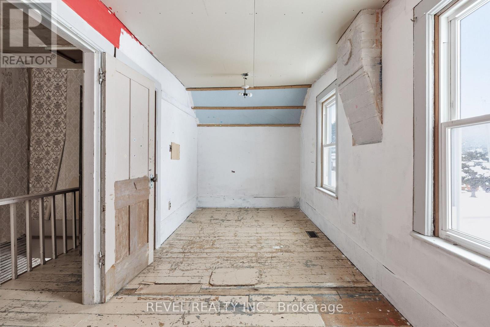 439 METCALF STREET - 21