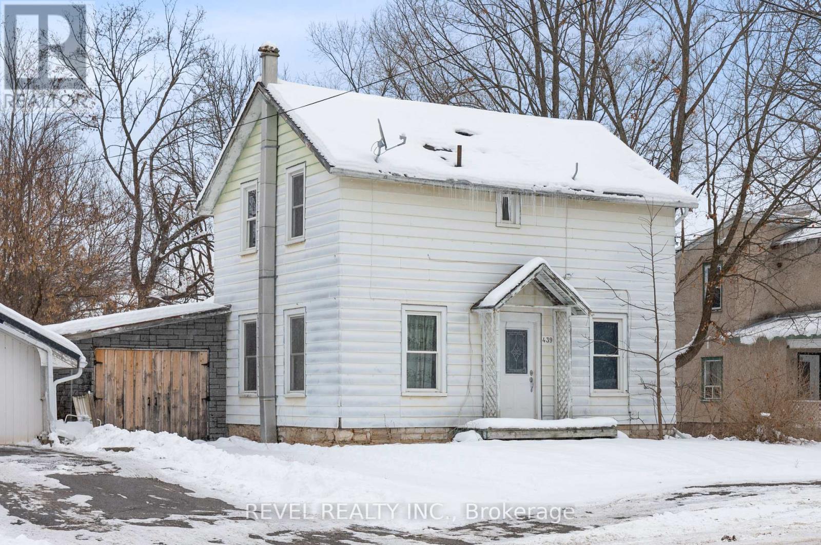 439 METCALF STREET - 4