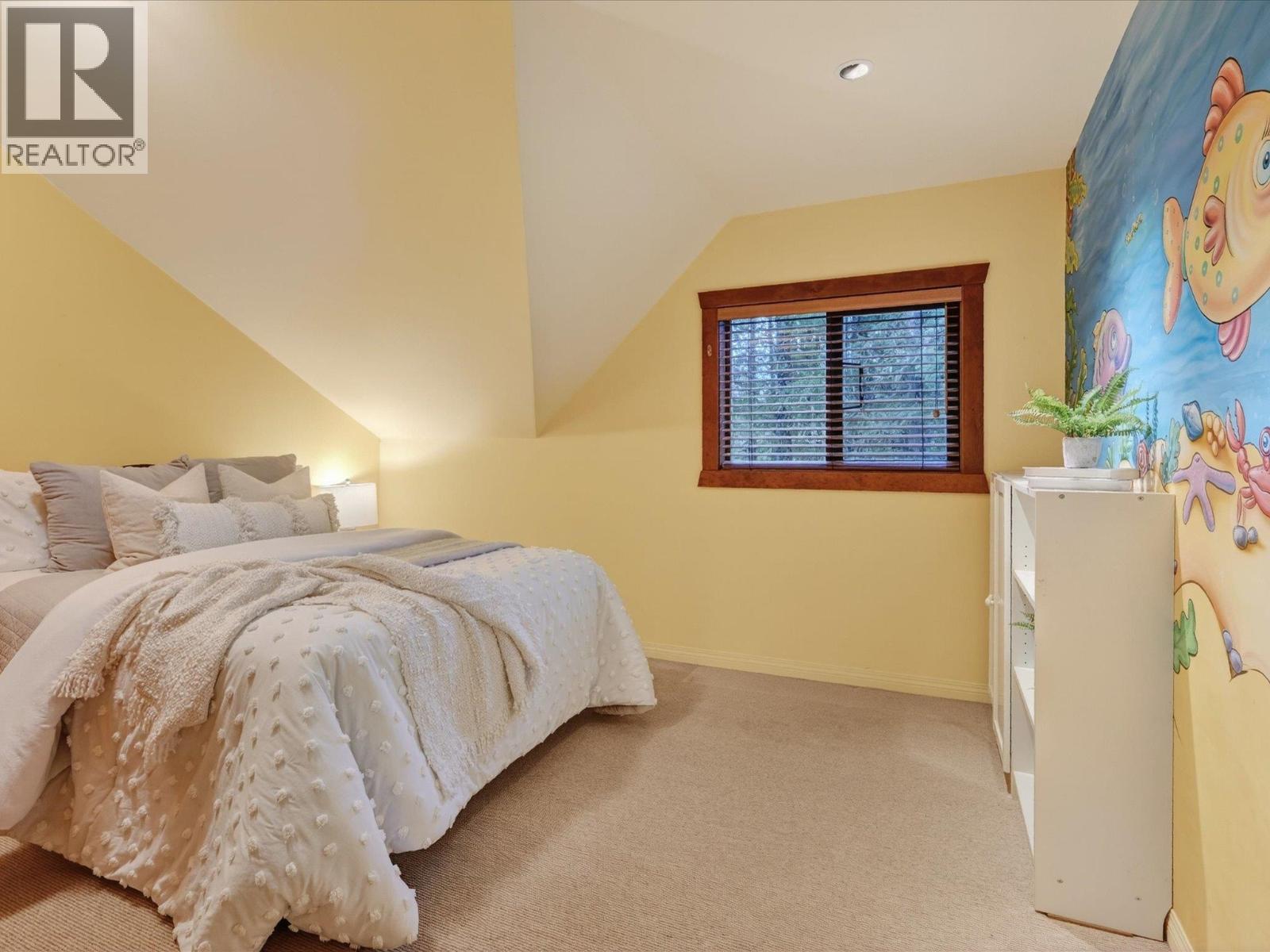 74 BLACK TUSK DRIVE, Whistler