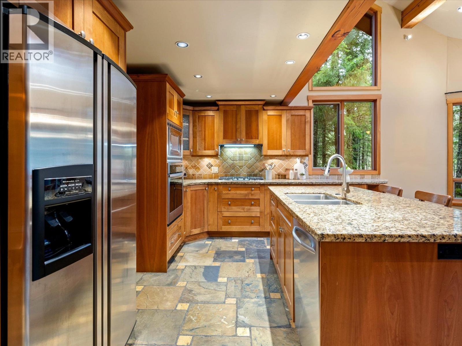 74 BLACK TUSK DRIVE, Whistler