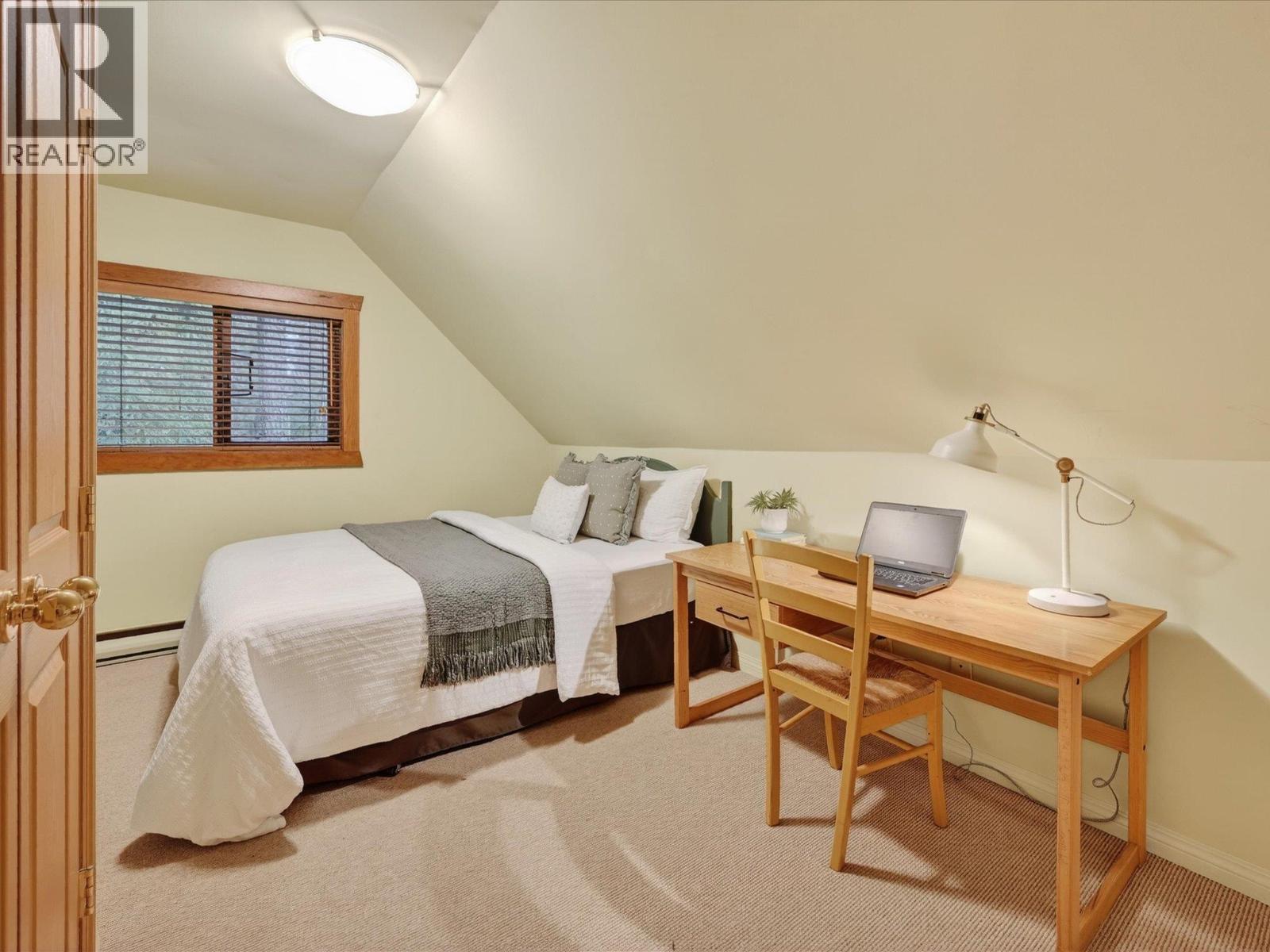 74 BLACK TUSK DRIVE, Whistler