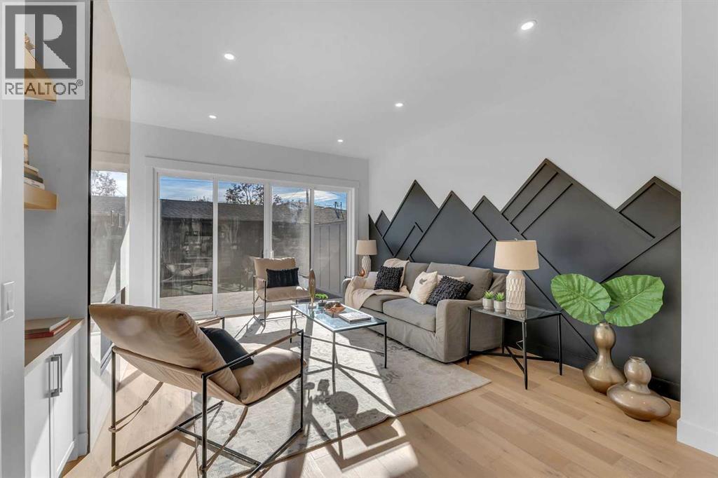 Single Family House for Sale in   Avenue NW Mount Pleasant Calgary 