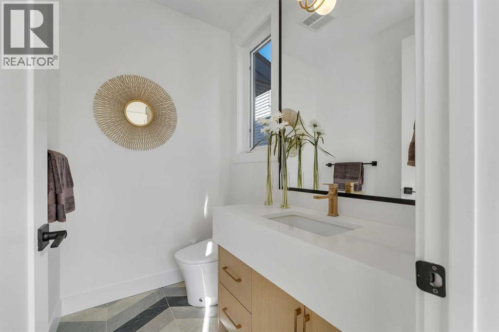 Single Family House for Sale in   Avenue NW Mount Pleasant Calgary 