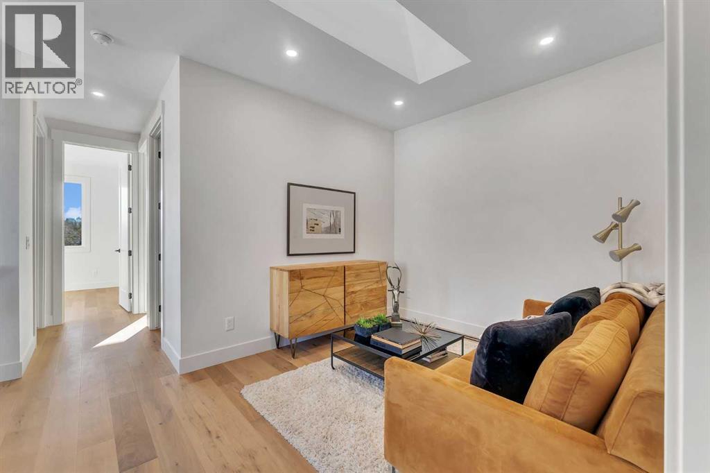 Single Family House for Sale in   Avenue NW Mount Pleasant Calgary 