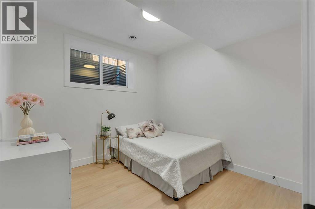 Single Family House for Sale in   Avenue NW Mount Pleasant Calgary 