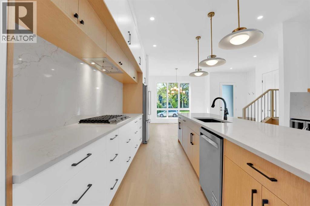 Single Family House for Sale in   Avenue NW Mount Pleasant Calgary 