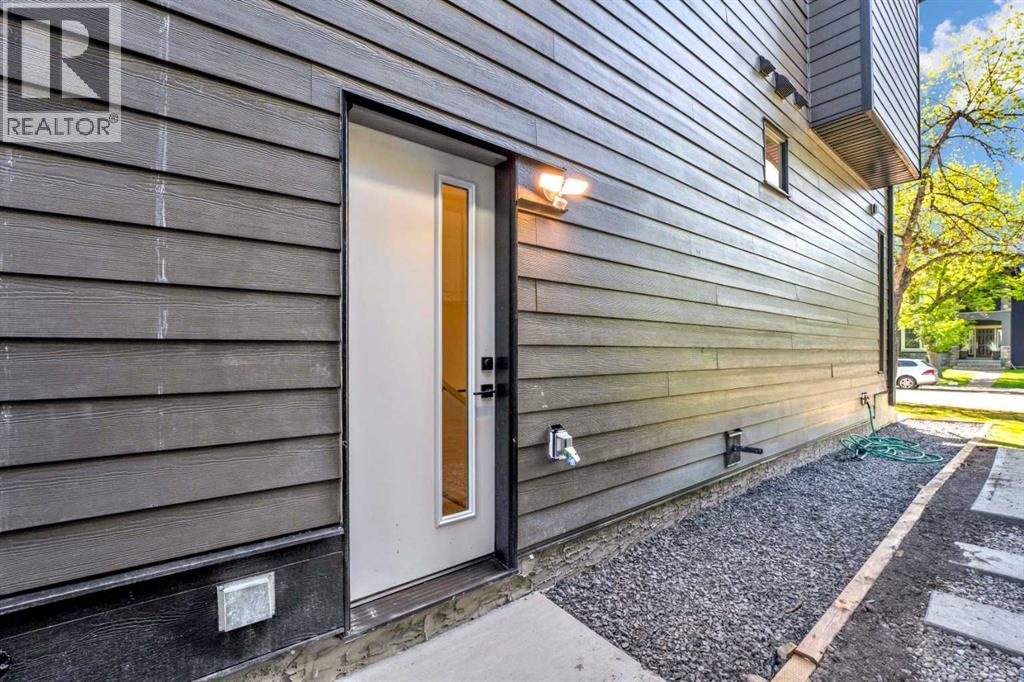 Single Family House for Sale in   Avenue NW Mount Pleasant Calgary 