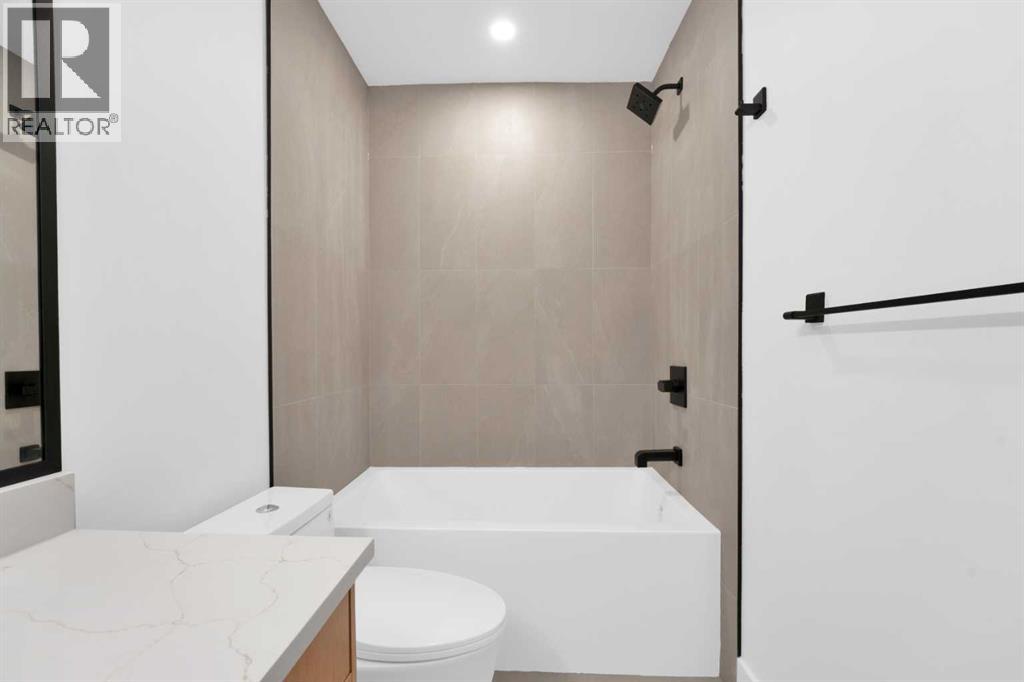 Single Family House for Sale in   Avenue NW Mount Pleasant Calgary 