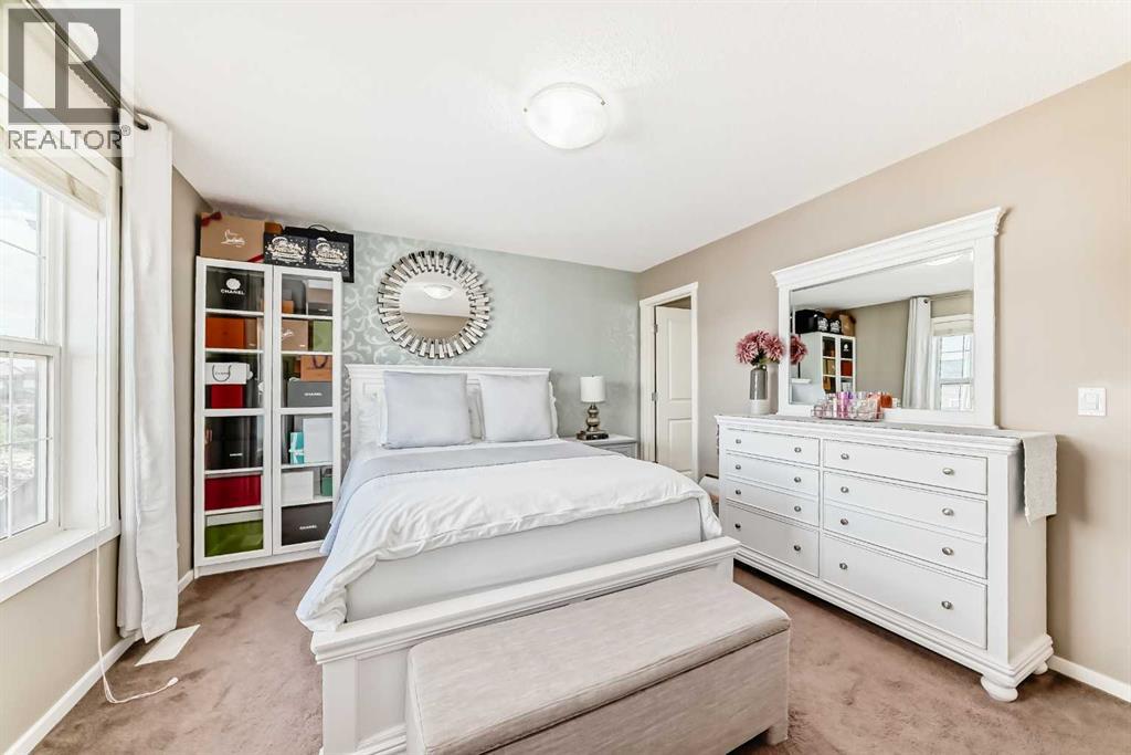 Single Family House for Sale in  Nolanlake Cove NW Nolan Hill Calgary 