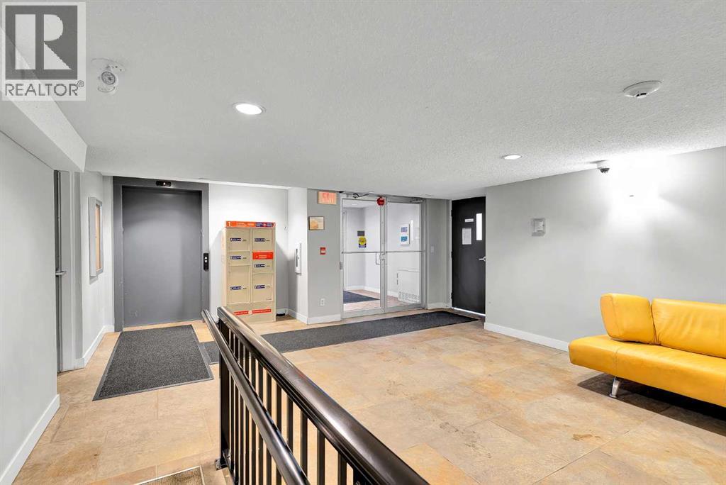 Single Family House for Sale in    Street SW Bankview Calgary 