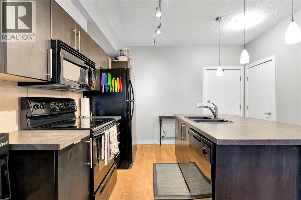 Single Family House for Sale in    Street SW Bankview Calgary 