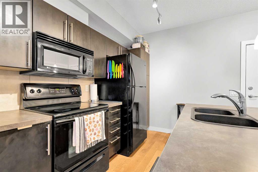 Single Family House for Sale in    Street SW Bankview Calgary 