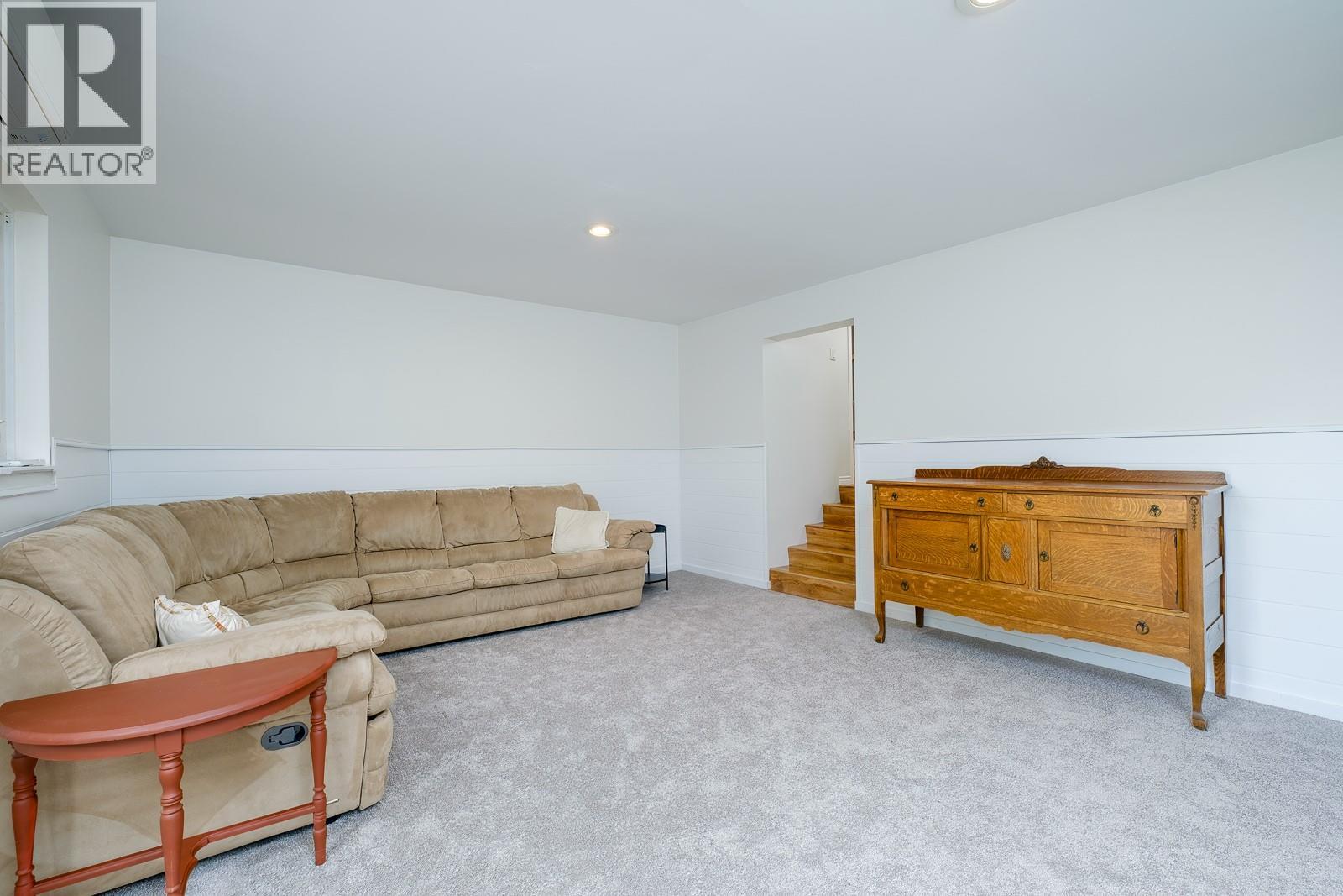 2302 Happy Valley Road, Rossland