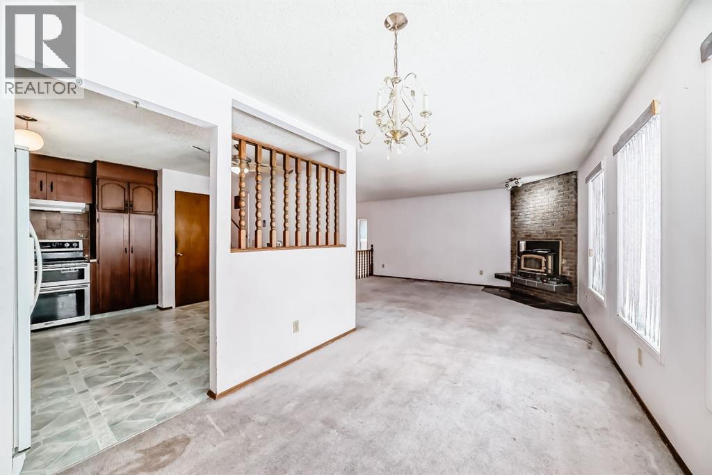 Single Family House 4 Level for Sale in  Falwood Place NE Falconridge Calgary 