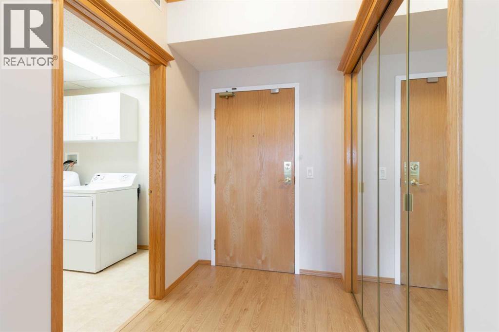 Single Family House for Sale in   Tuscany Springs Boulevard NW Tuscany Calgary 