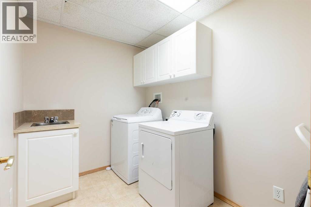 Single Family House for Sale in   Tuscany Springs Boulevard NW Tuscany Calgary 